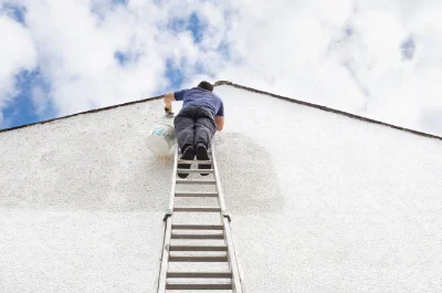 Peinture extérieure à Irouléguy — façades et ravalement