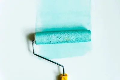 Peinture intérieure à Irouléguy — murs, plafonds et boiseries